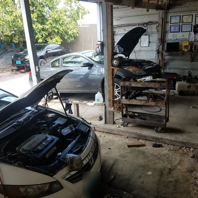 A/C service on a car in the workshop